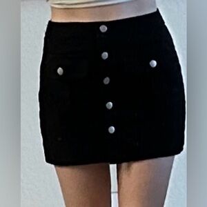 F21 button up denim skirt